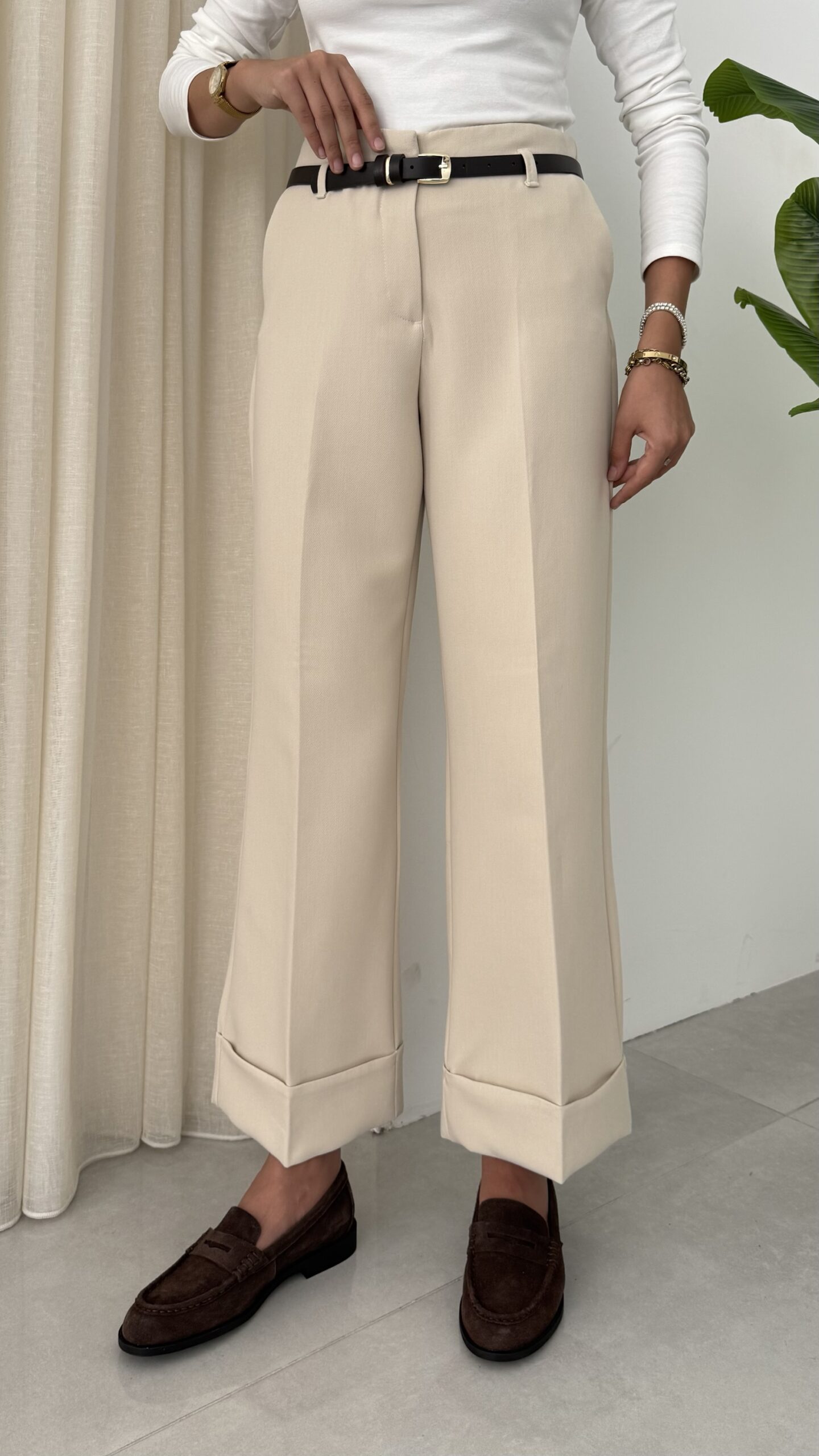 img_4648-3 Zra Marka Muadili Kemerli Kıvrık Paça Pantolon - Bej - Görsel 3