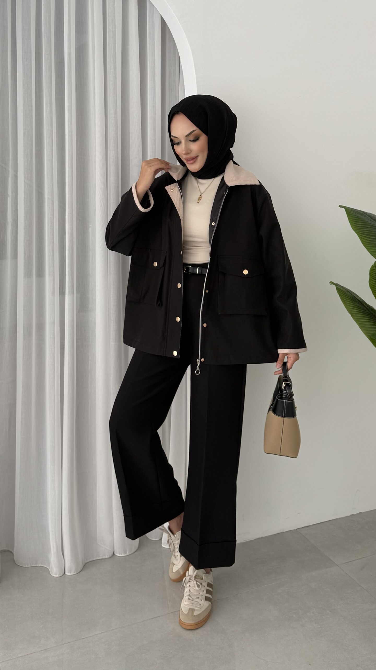 img_5435-4 Stradi Muadil Kadife Yaka Ceket - Siyah - Görsel 8