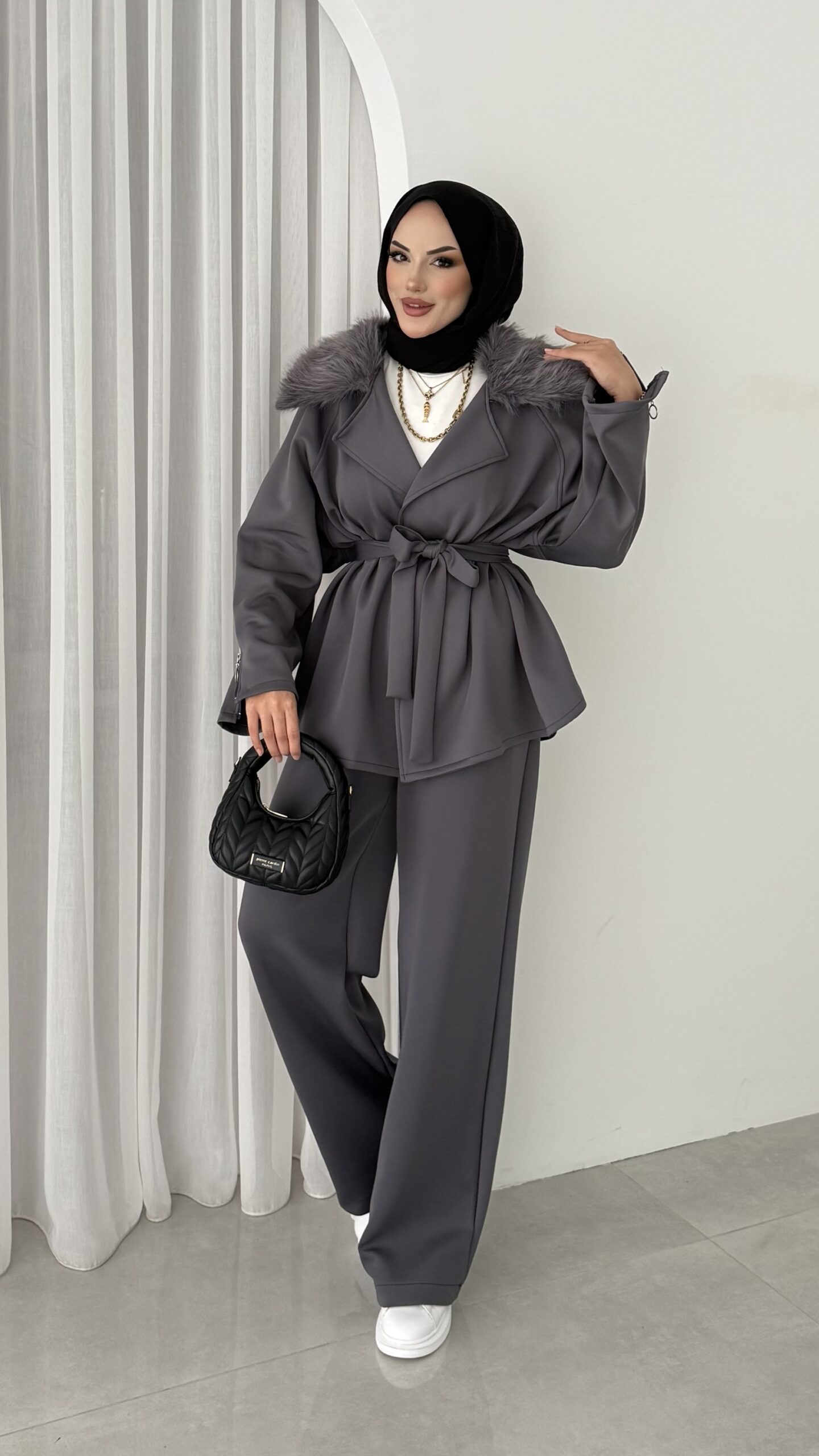 Elegant Kürklü Puf Scuba İkili Takım - Gri