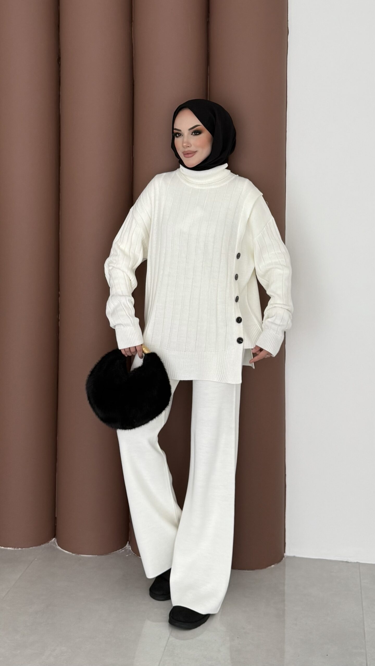 Sık Örme Fitilli Triko Takım - Beyaz