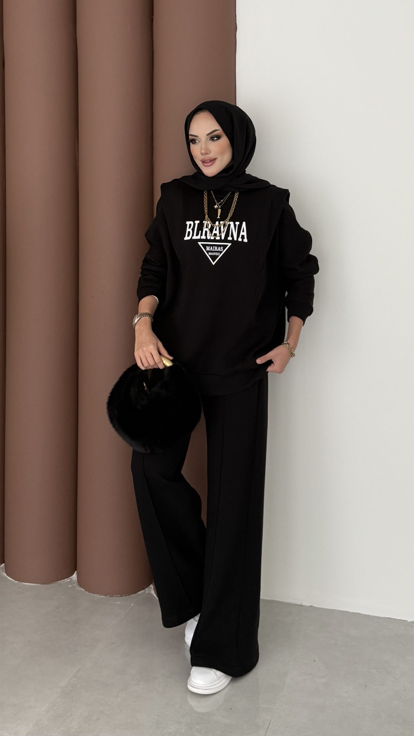 img_2541.jpeg Blravna Şardonlu Çımalı İkli Takım - Siyah - Görsel 1