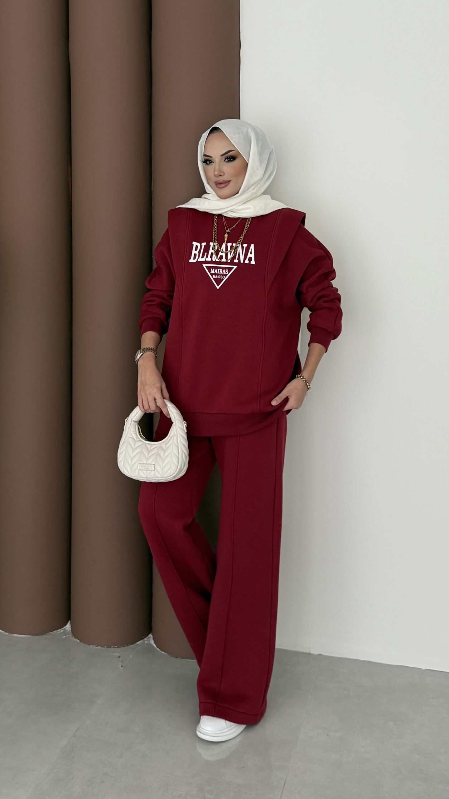 img_2599.jpeg Blravna Şardonlu Çımalı İkli Takım - Bordo - Görsel 1