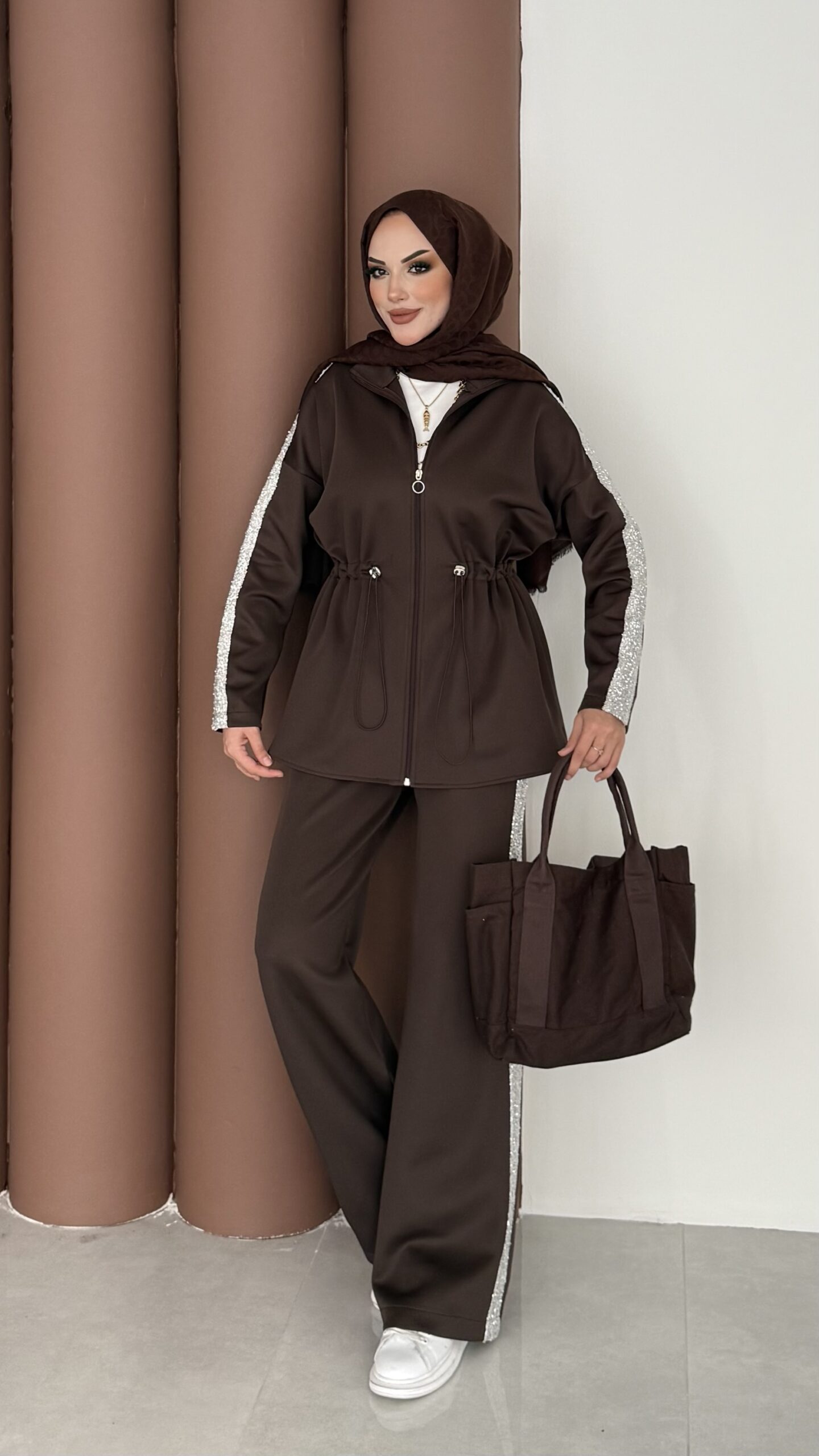 img_4855.jpeg Glow Fermuarlı Scuba İkili Takım - Kahverengi - Görsel 1