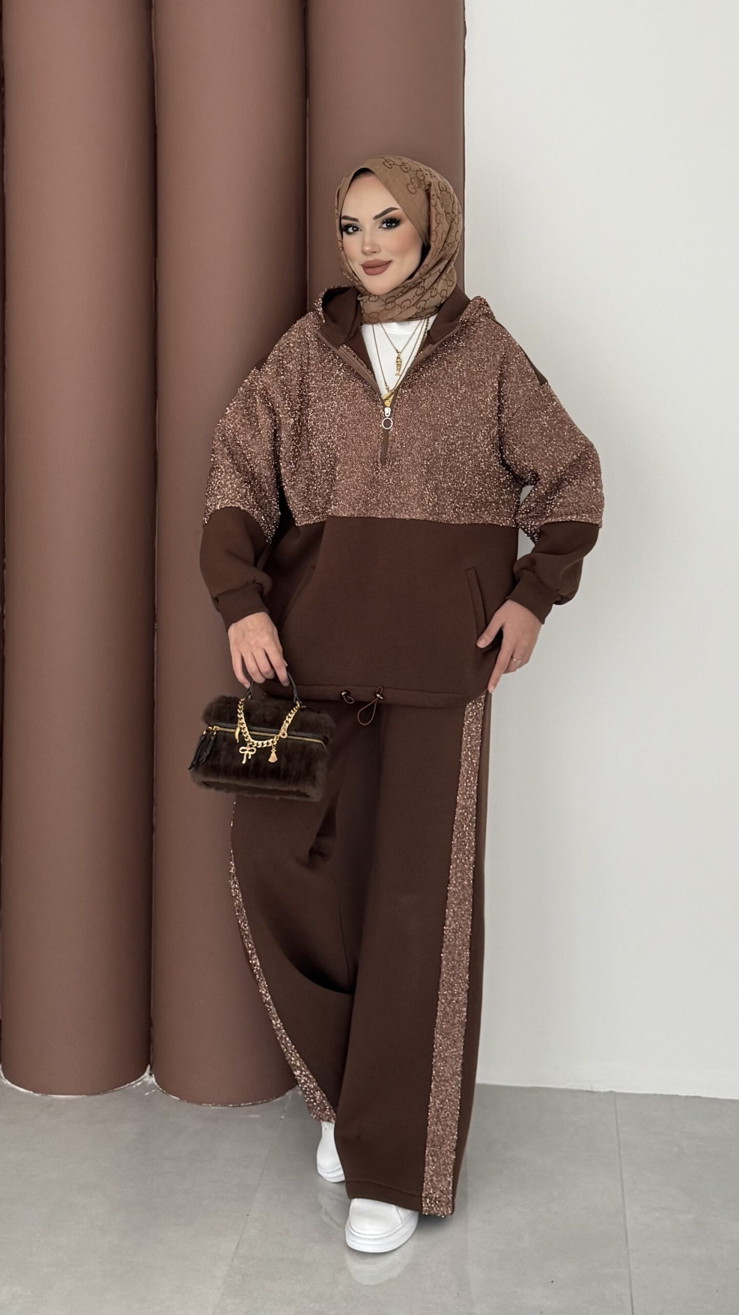 img_5151.jpeg Cool Kum Payet Şardonlu İkili Takım - Kahverengi - Görsel 1